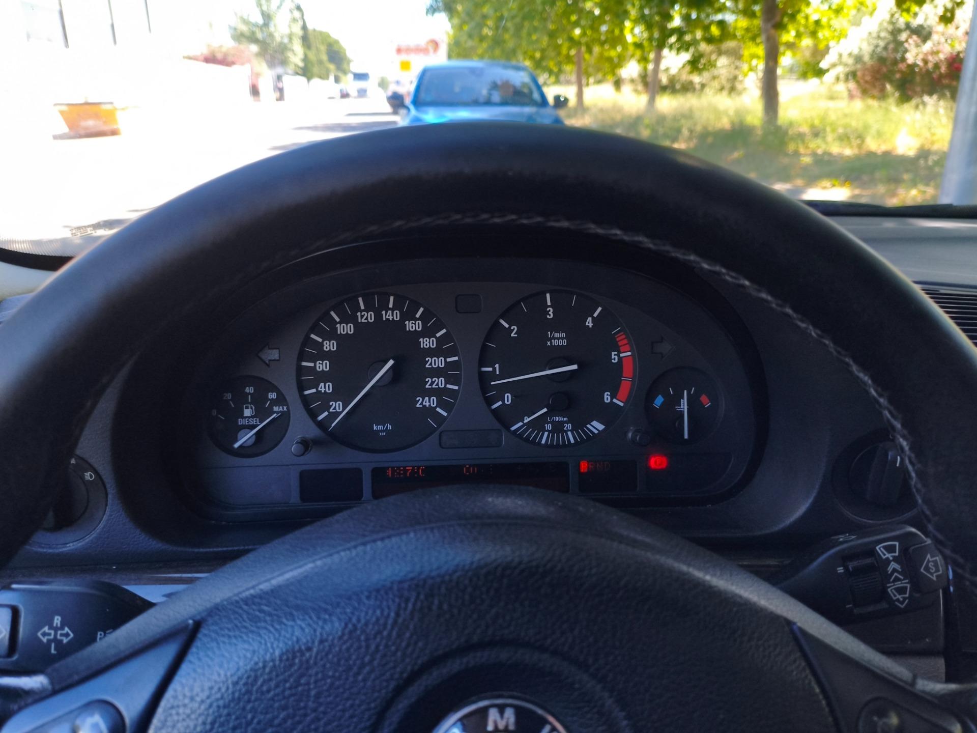 Foto 6 de BMW serie 7 30 E38 diesel del 2001 