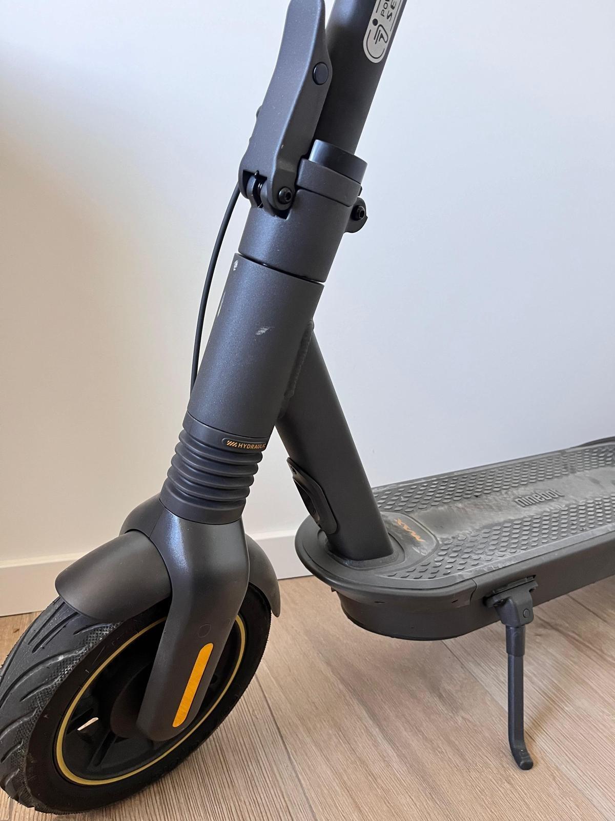 Foto 3 de Patinete Premium Nine Boot Max G2