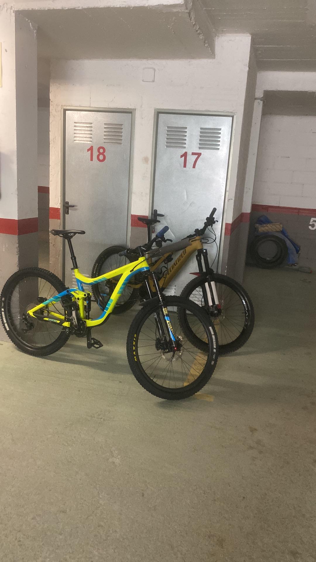 Foto 1 de Giant reing 