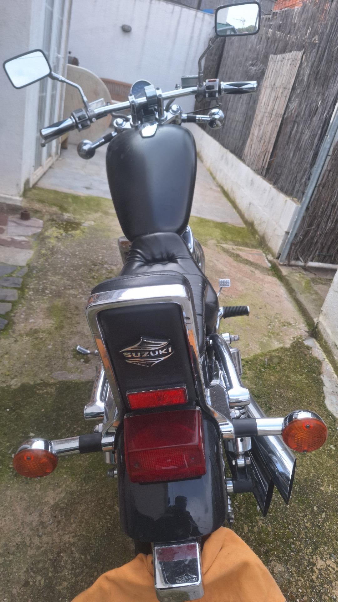 Foto 3 de Moto Suzuki Intruder 800 