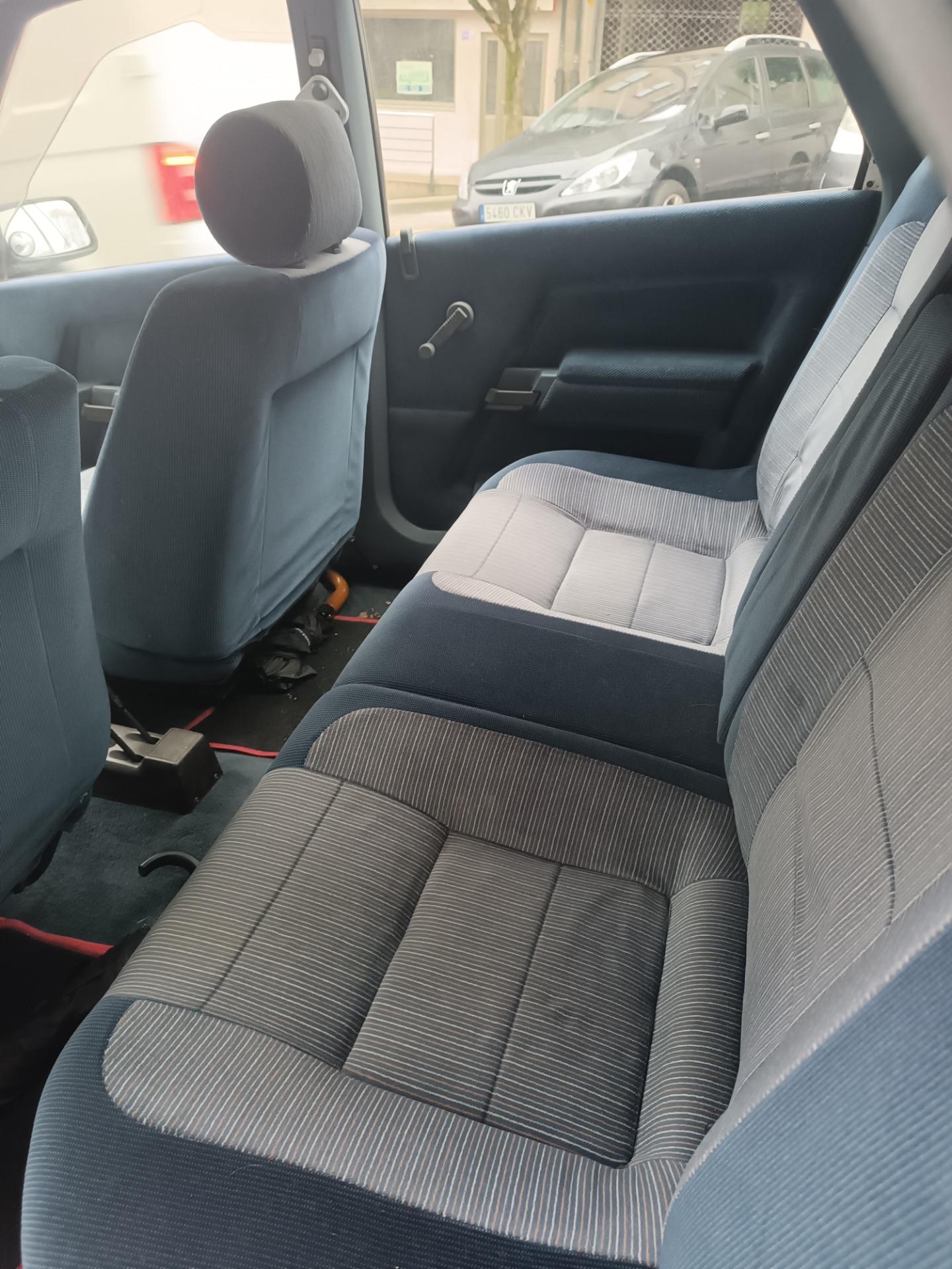 Foto 2 de Coche Renault 21