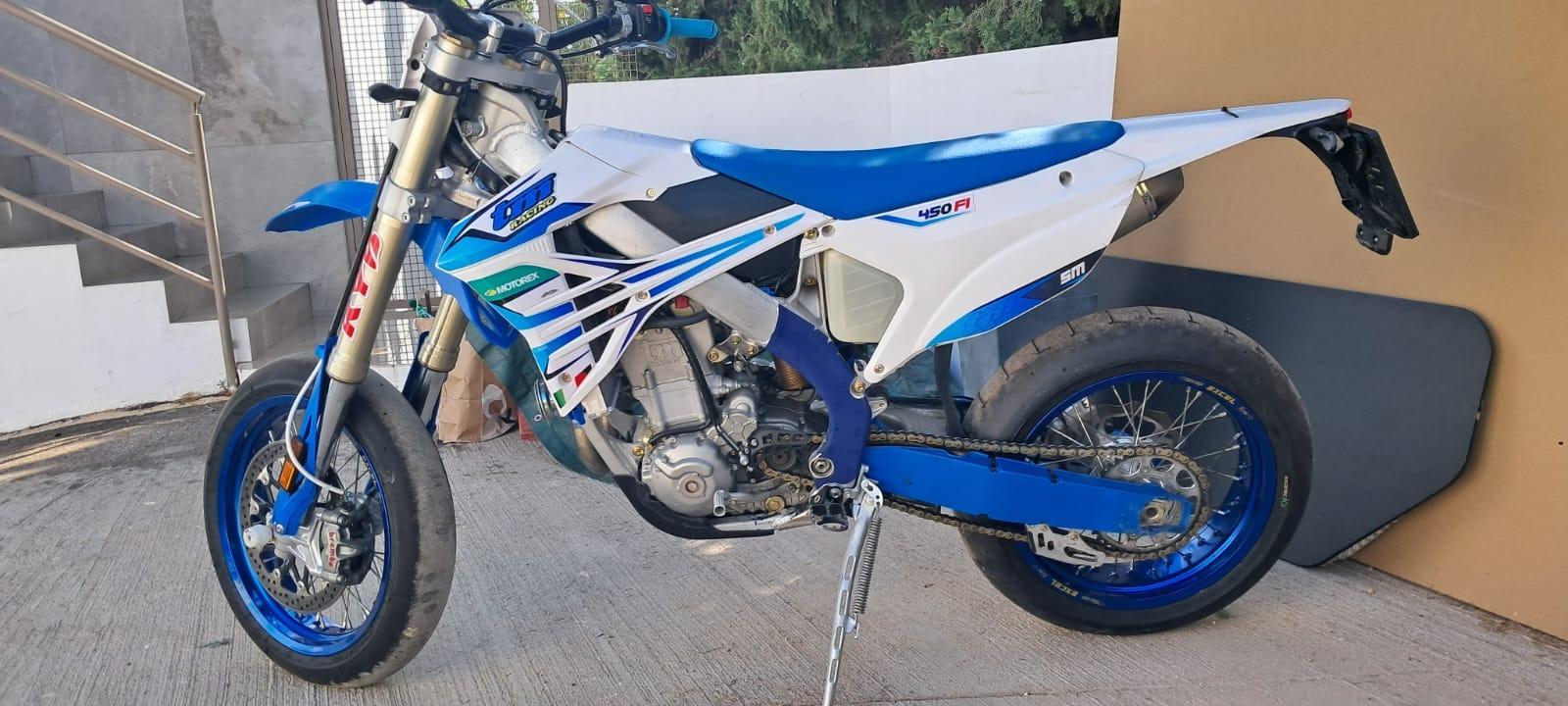 Foto 4 de TM RACING SM450Fi     Supermotard