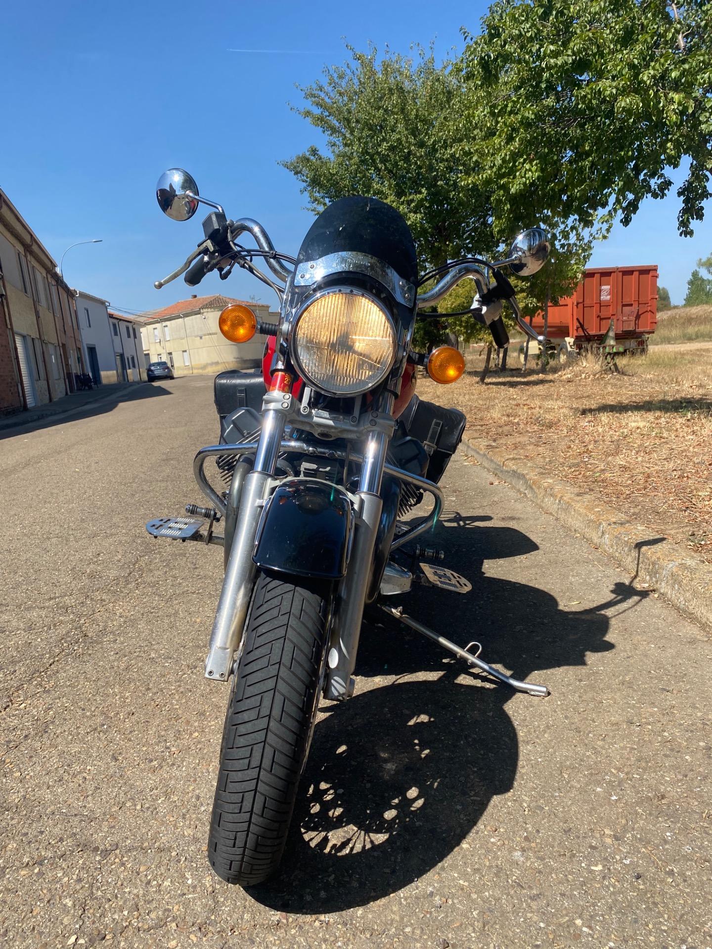 Foto 3 de Moto Guzzi SP 1100 Especial 80 aniversario