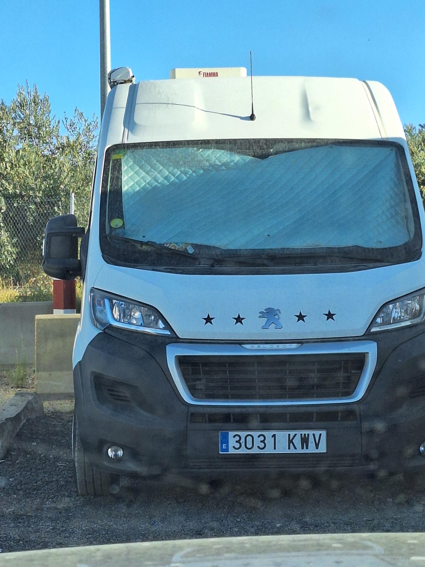 Foto 2 de Peugeot boxer camper. Año 2019 