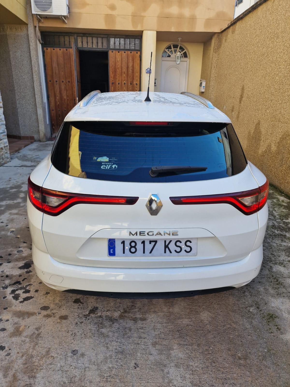 Foto 2 de RENAULT MEGANE FAMILIAR