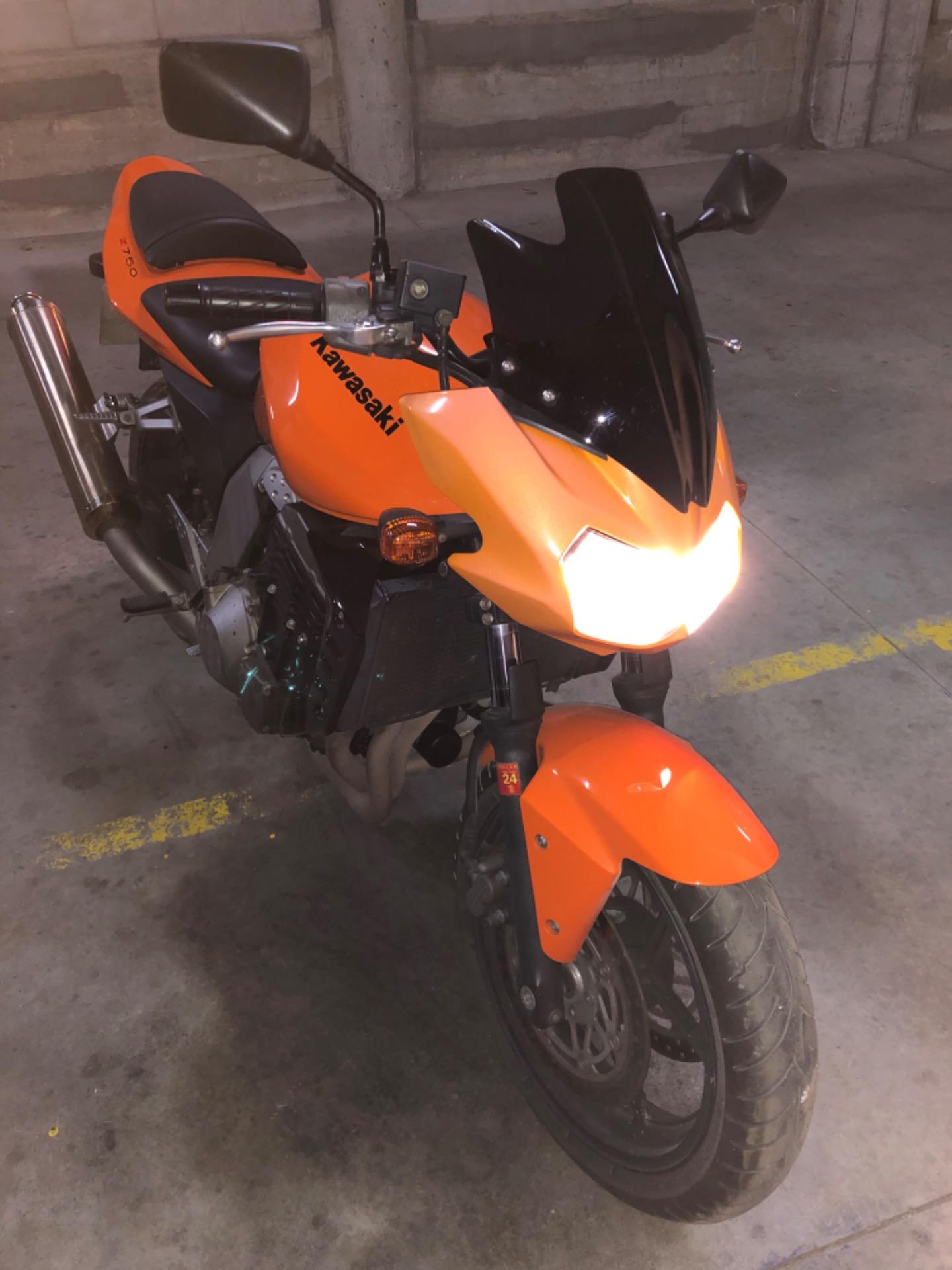 Foto 5 de Kawasaki Z750 Apto A2 