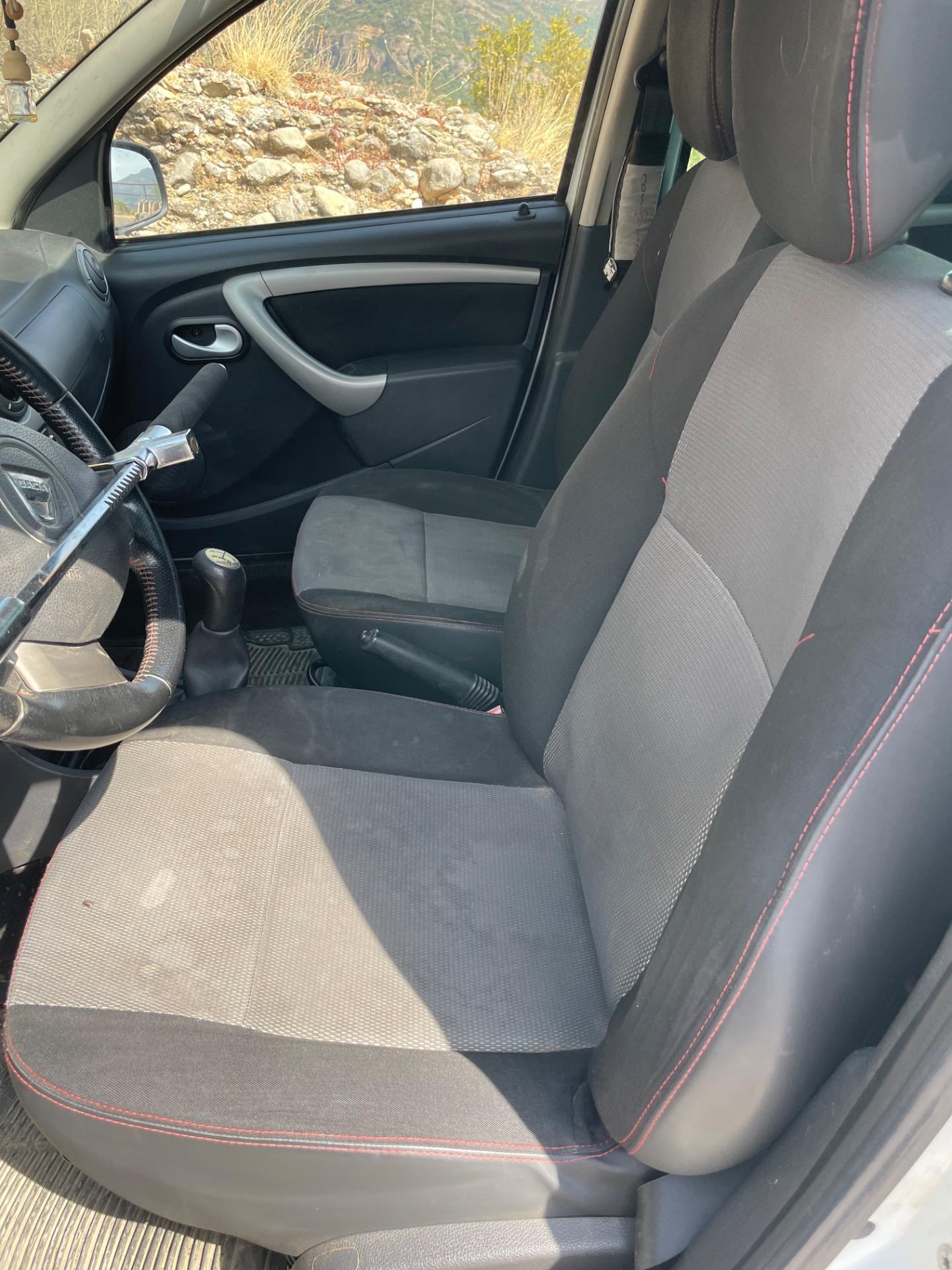 Foto 3 de Dacia Duster Laurence 4x2 Diesel 2013