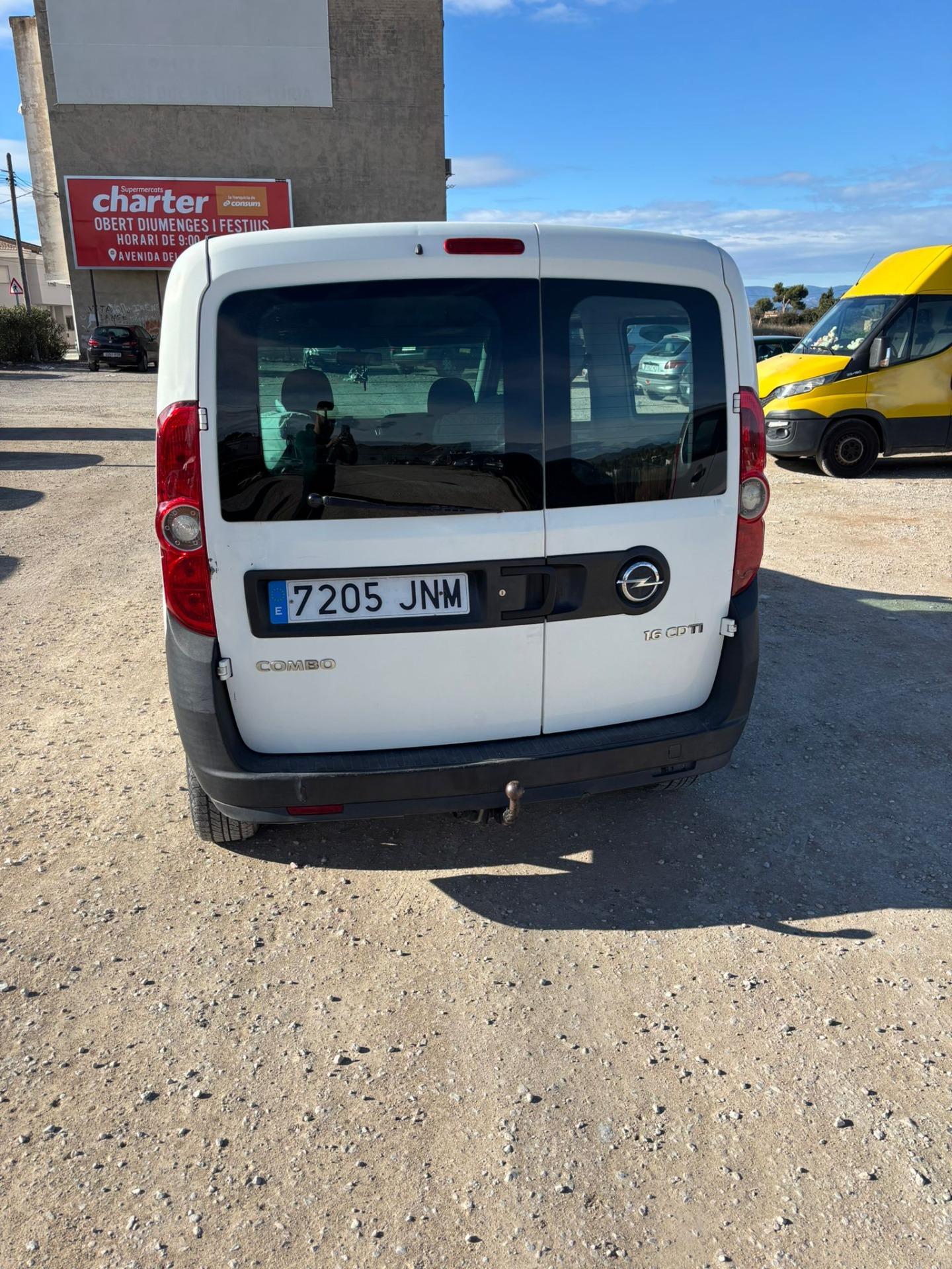 Foto 4 de Opel combo 2016