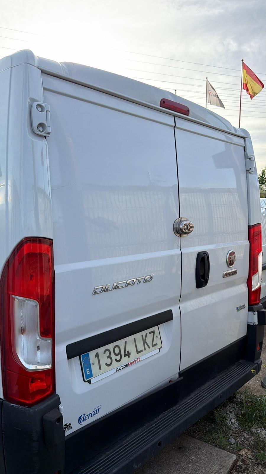 Foto 4 de FIAT DUCATO 35 L2H1 NATURAL POWER