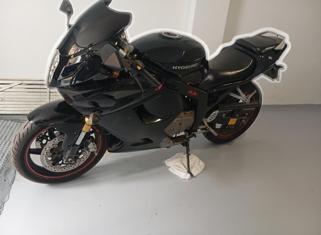 Foto de Moto 250 hyosung