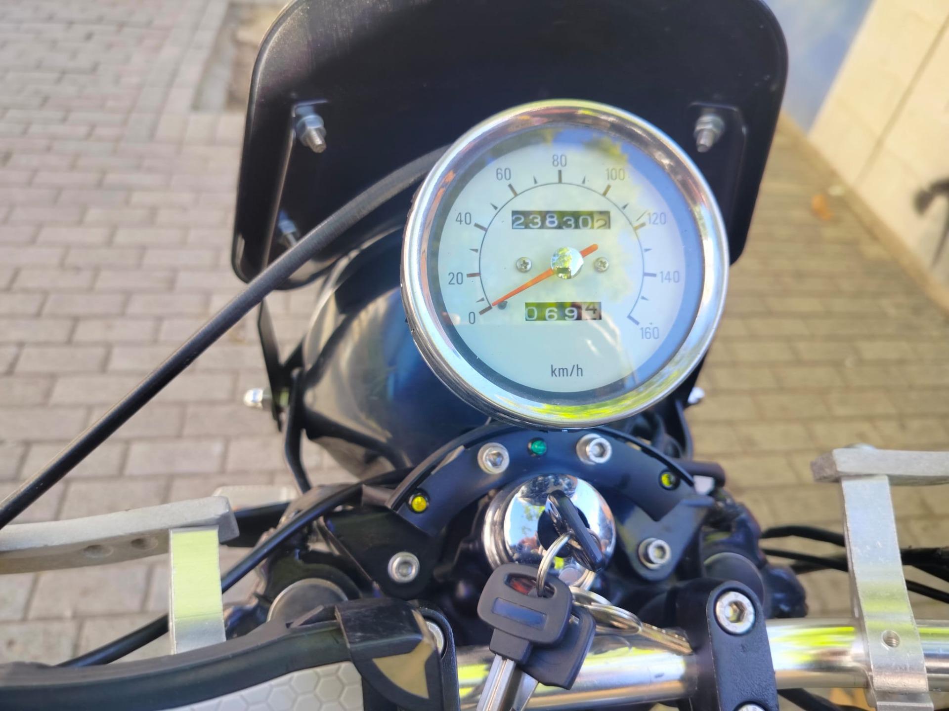 Foto 5 de yamaha sr 250 cafe racer