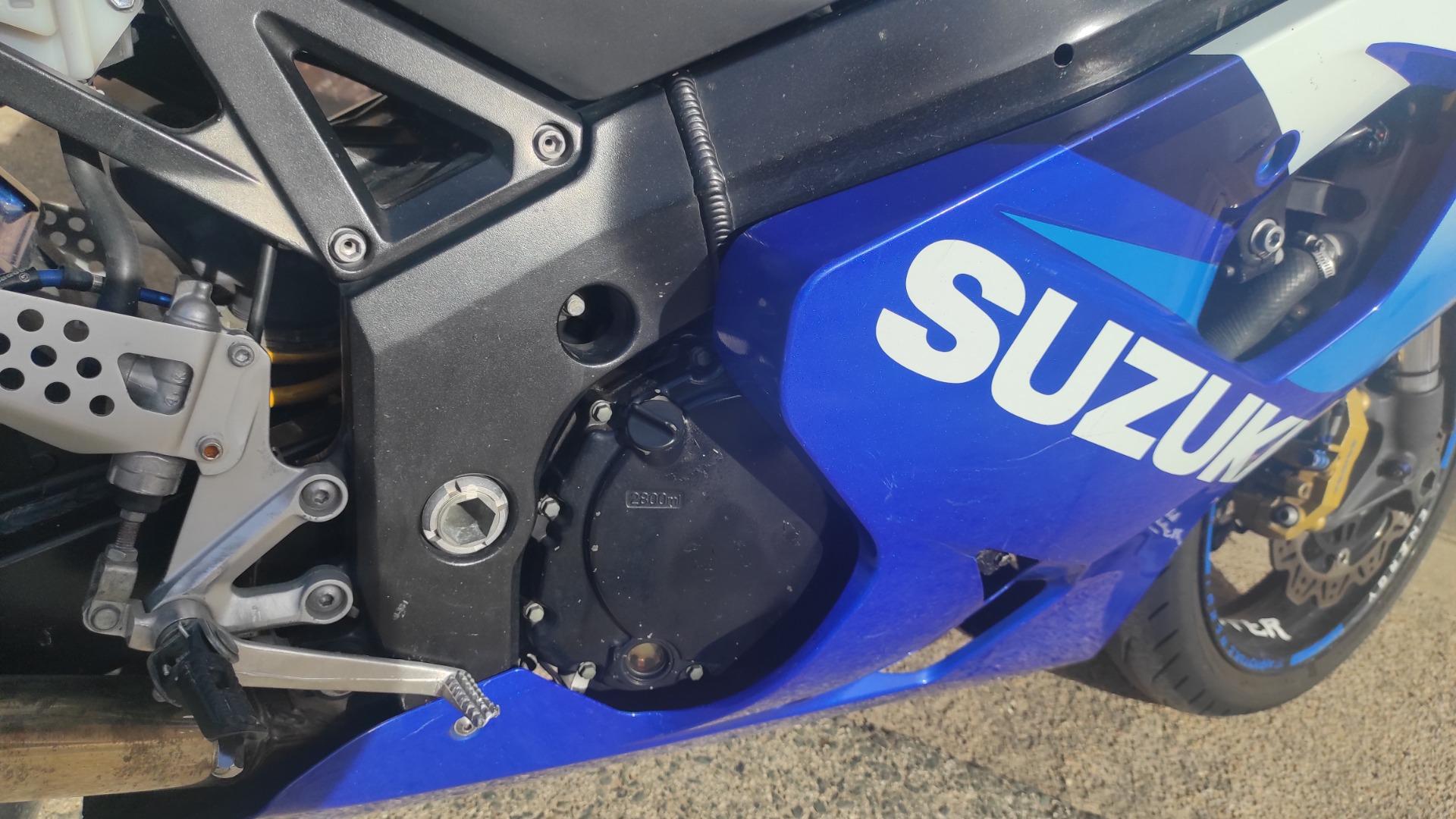 Foto 6 de Suzuki GSXR 600 K5 del 2005 70.000km