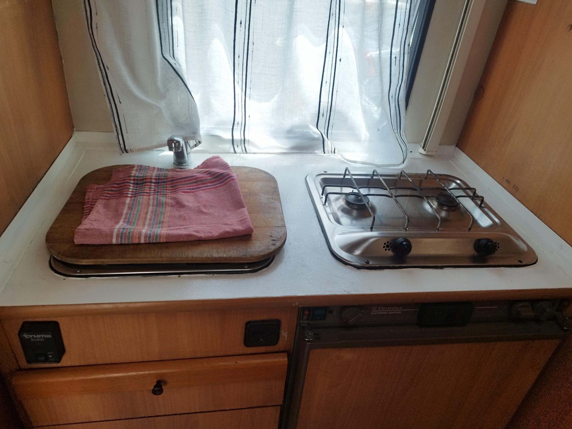 Foto 4 de Cambio autocaravana del año 2000 x coche 