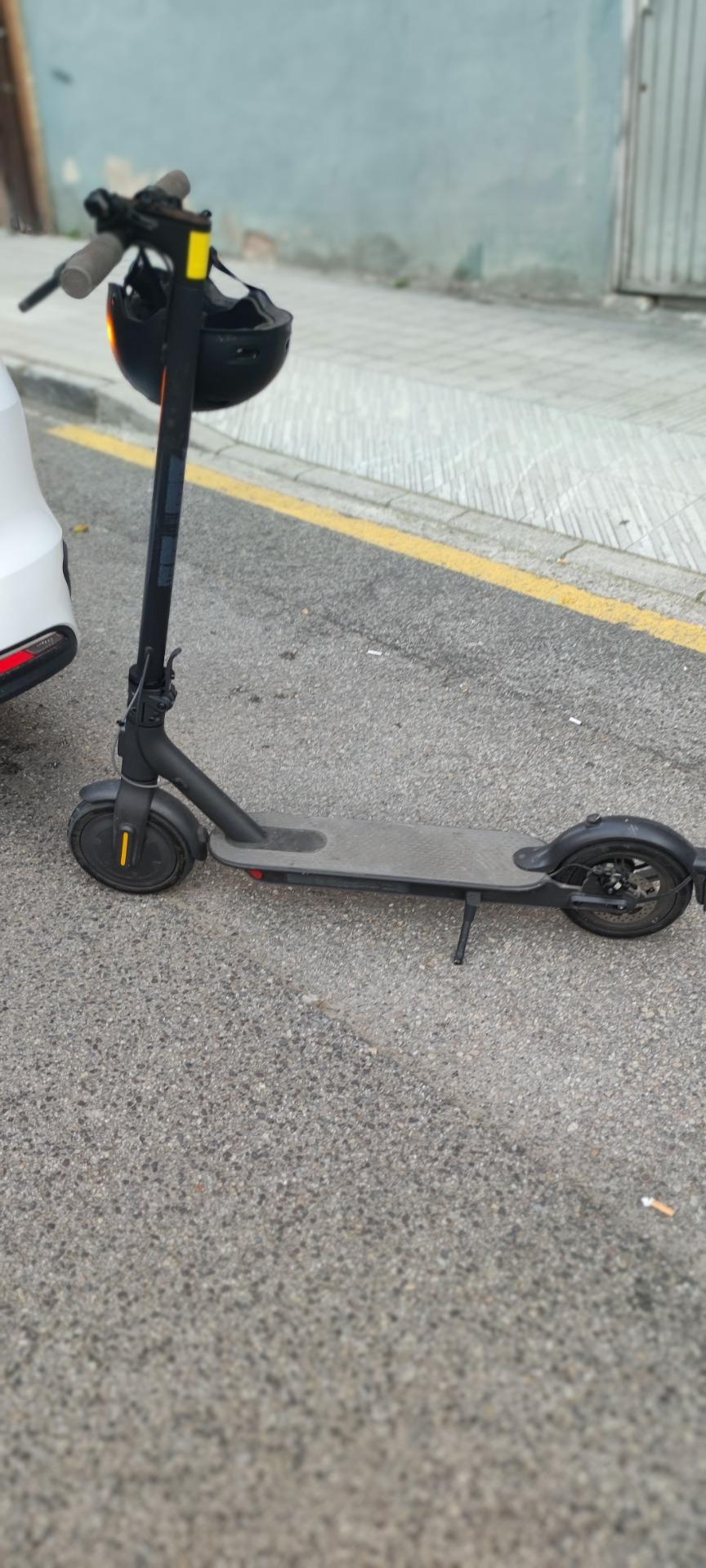 Foto 2 de Patinete eléctrico Xiaomi s1 