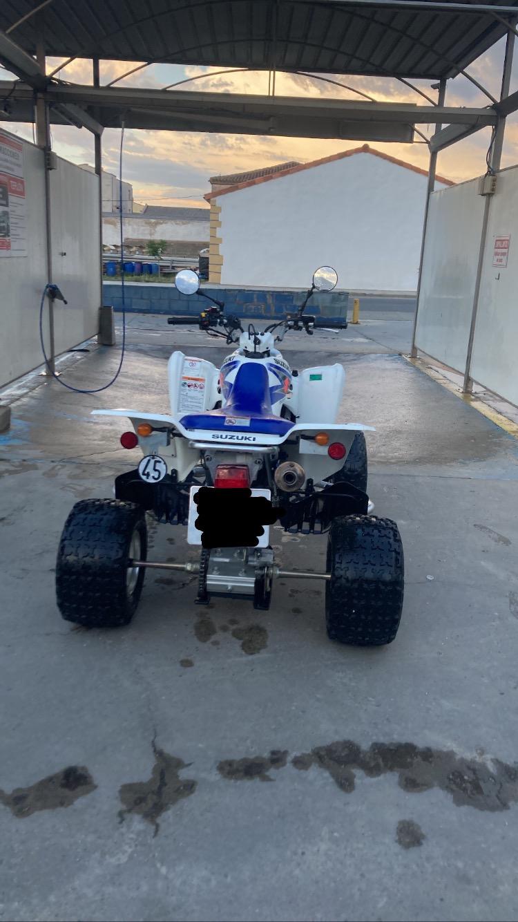 Foto 3 de Suzuki ltz 400