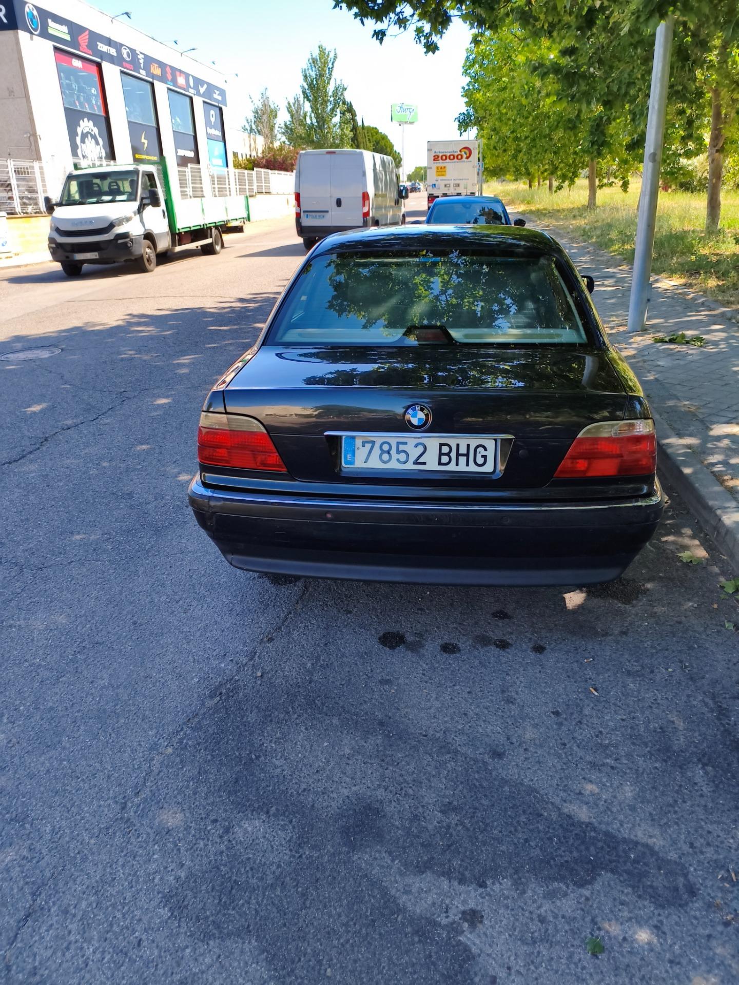 Foto 8 de BMW serie 7 E38 diesel 