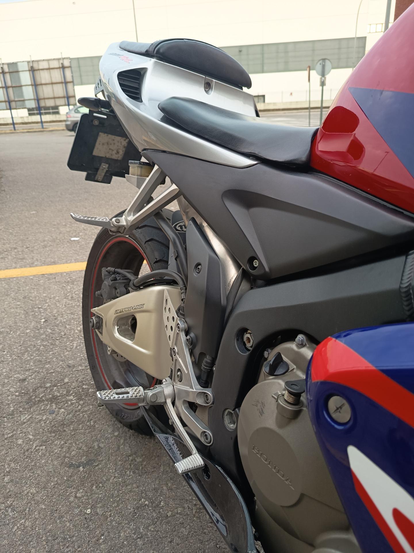 Foto 4 de Cambio CBR 600 rr por trail. Sino la vendo por 4000€