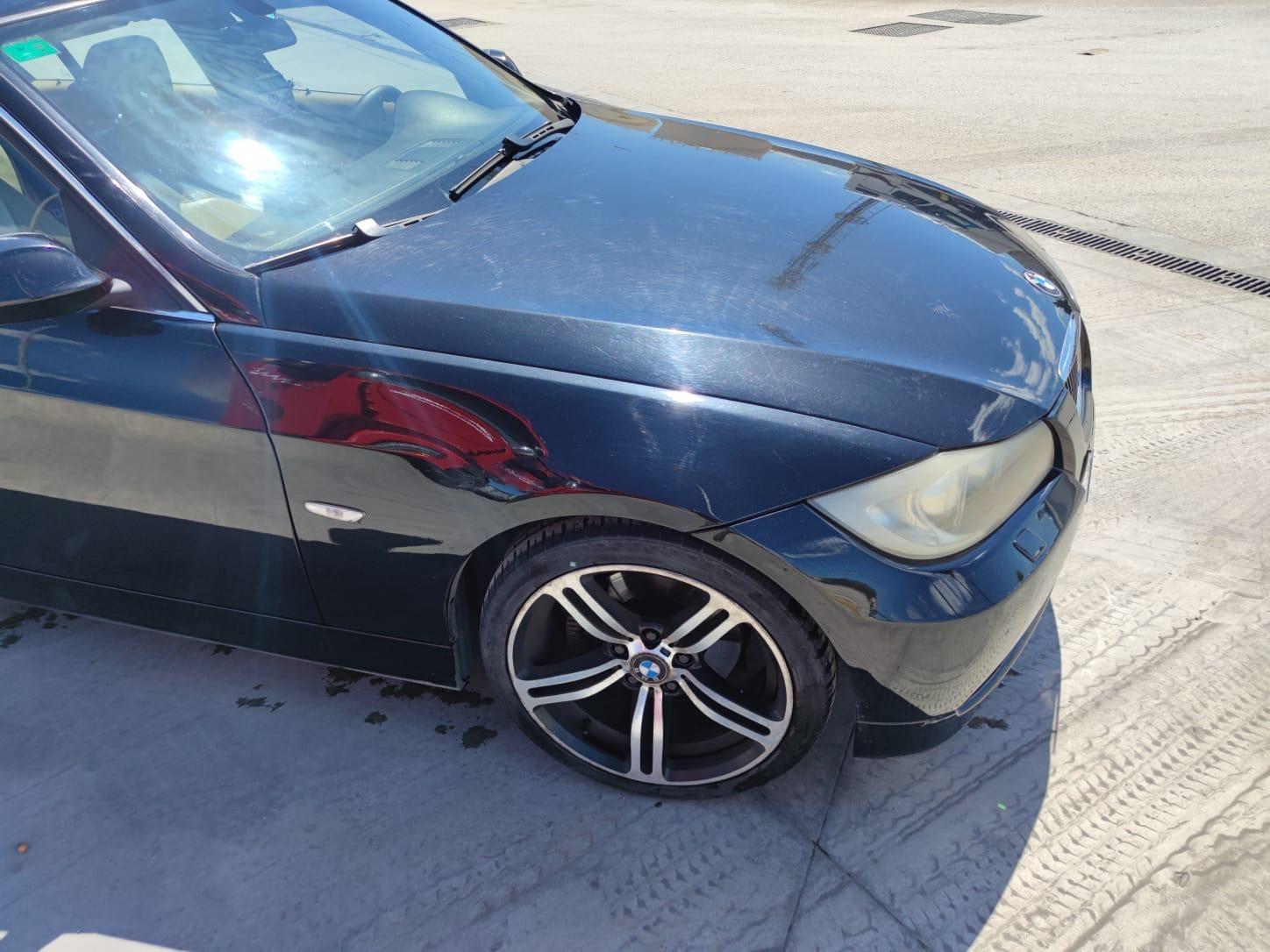 Foto 8 de Mi coche es un BMW 320D e90 con 265.000 km con muchos extras como veis en las fotos.