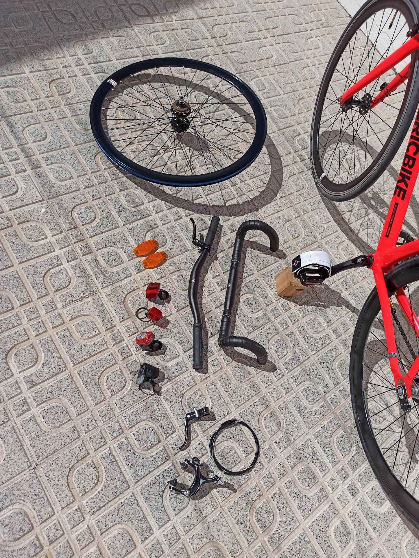 Foto 6 de Bicleta de piñon fijo (Fixie) / freno contrapedal