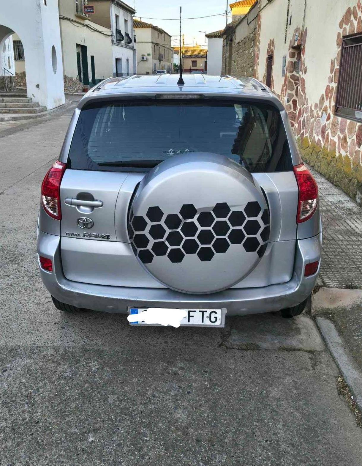 Foto 3 de Toyota Rav4 177