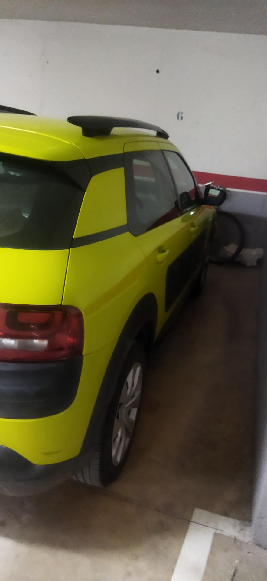 Foto 3 de Por furgoneta de seis plazas 