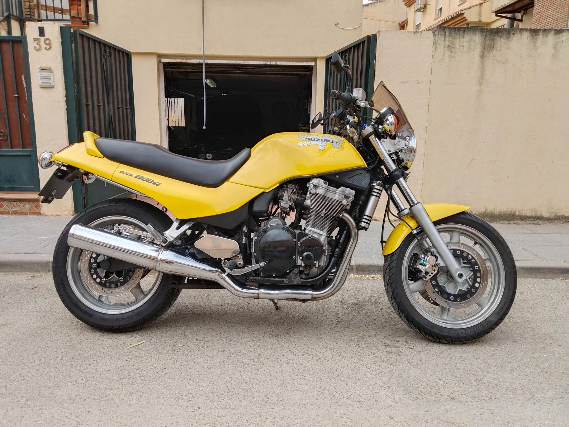 Foto 2 de Suzuki Gsx 1100 g