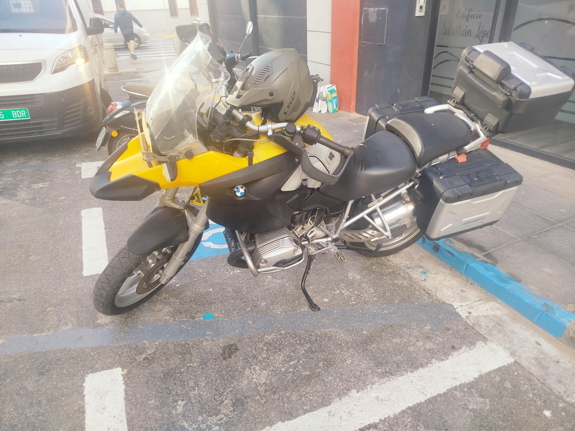 Foto 2 de Acepto cambio por coche de mi interés 
