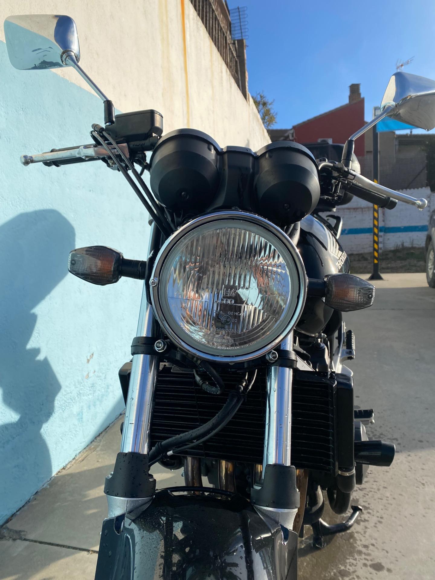 Foto 2 de Honda CBF 600-N ABS