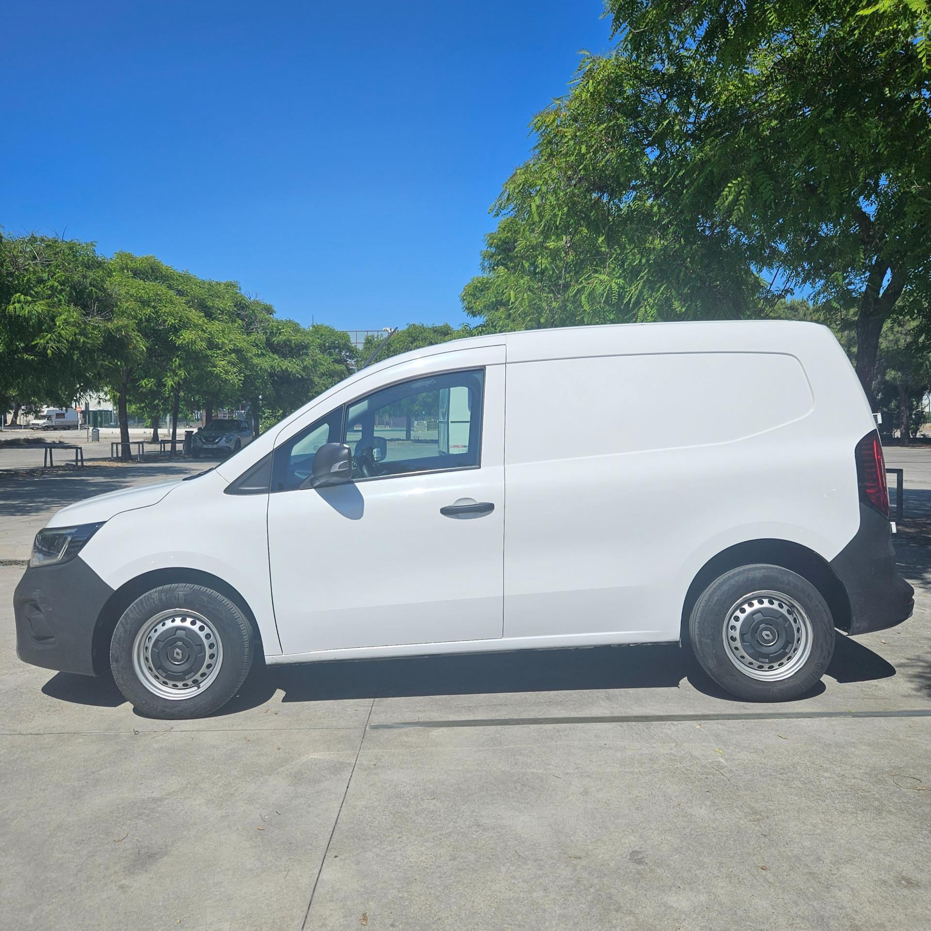 Foto 4 de Renault Kangoo Professional Blue 1.5 Dci 95 cv