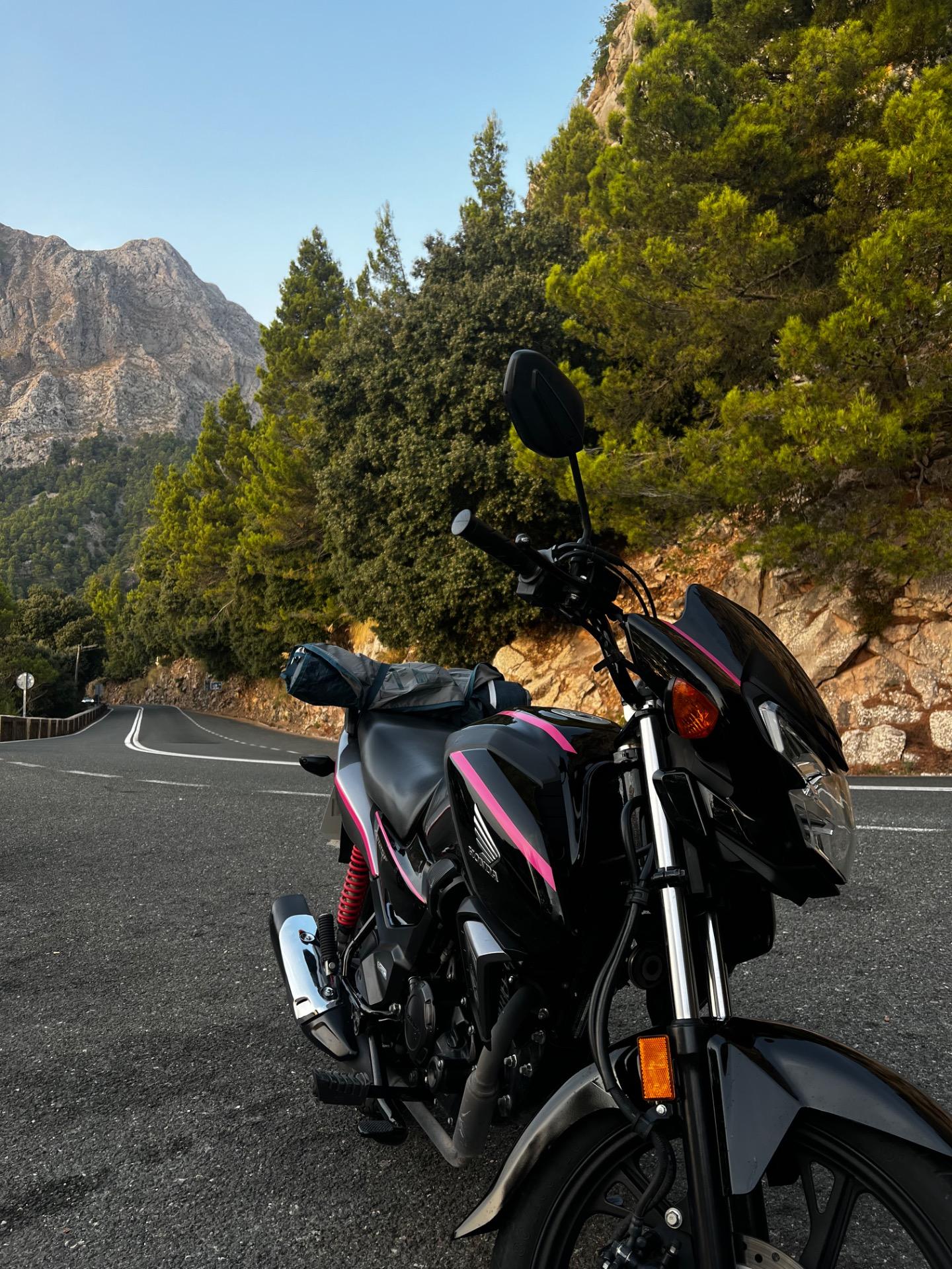 Foto de Honda CBF125 2023