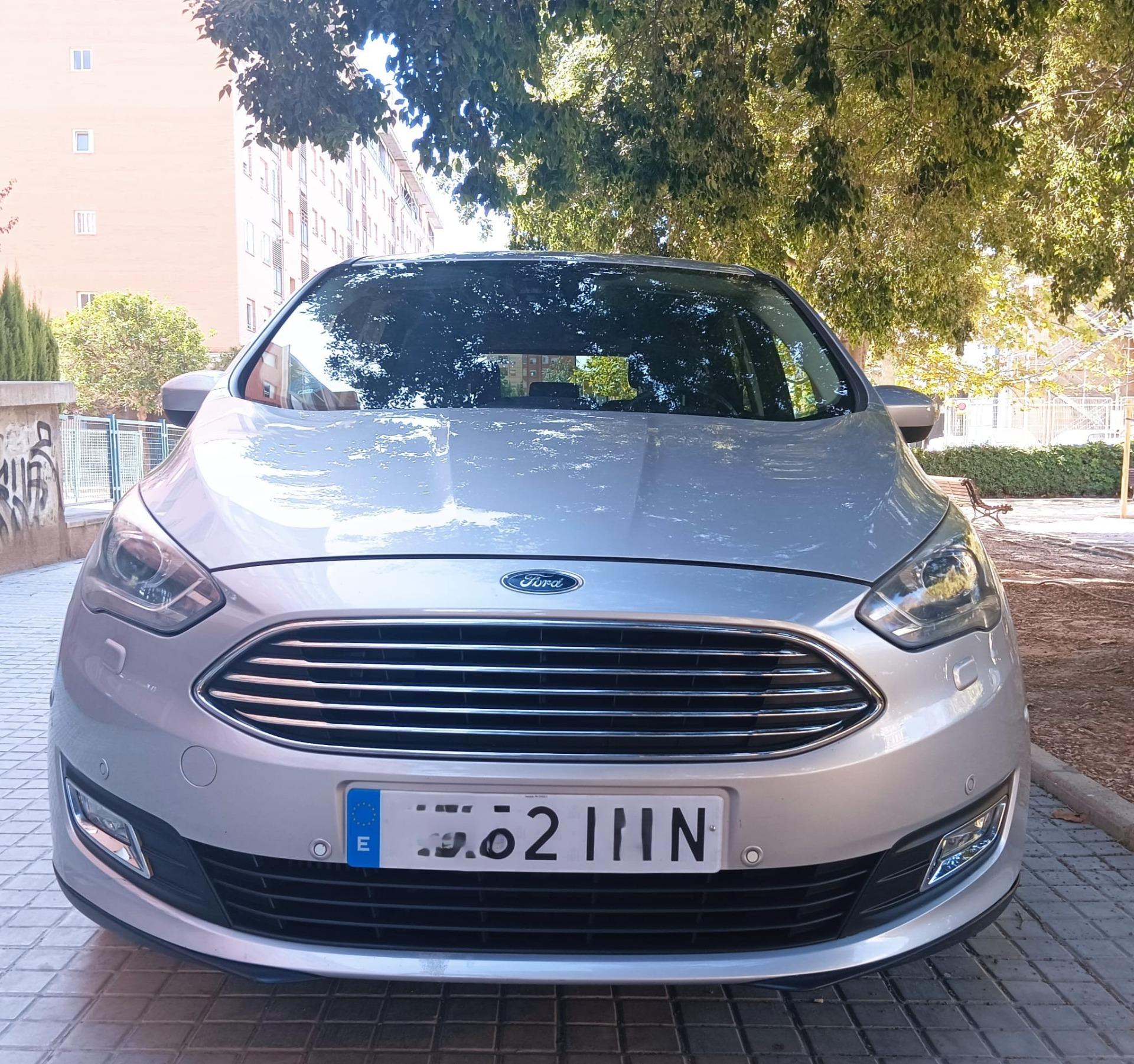 Foto 2 de Cambio FORD C-Max 1.0 Ecoboost Auto-S&S Titanium 125CV del 2018 por coche diesesl de más cilindrada