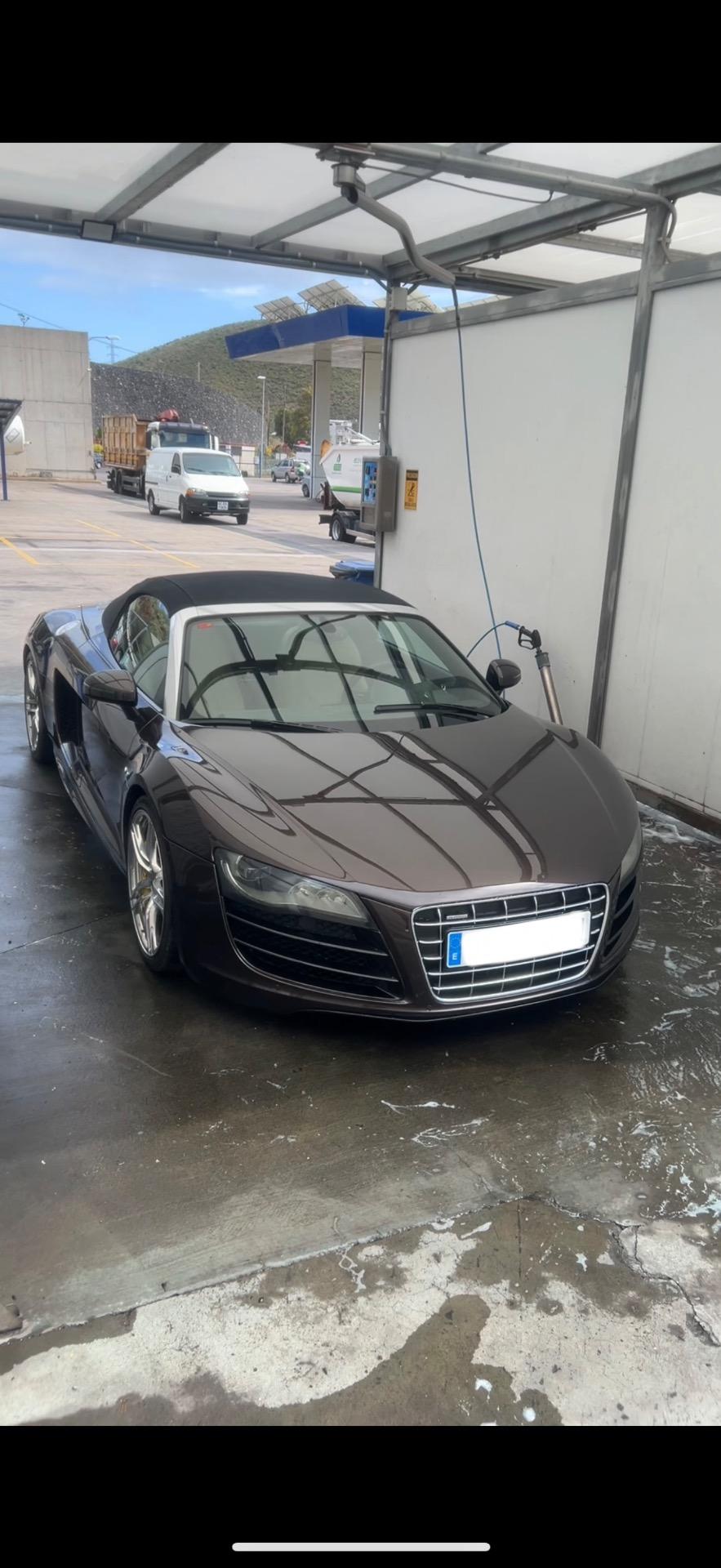 Foto 2 de AUDI R8 v10 Spyder