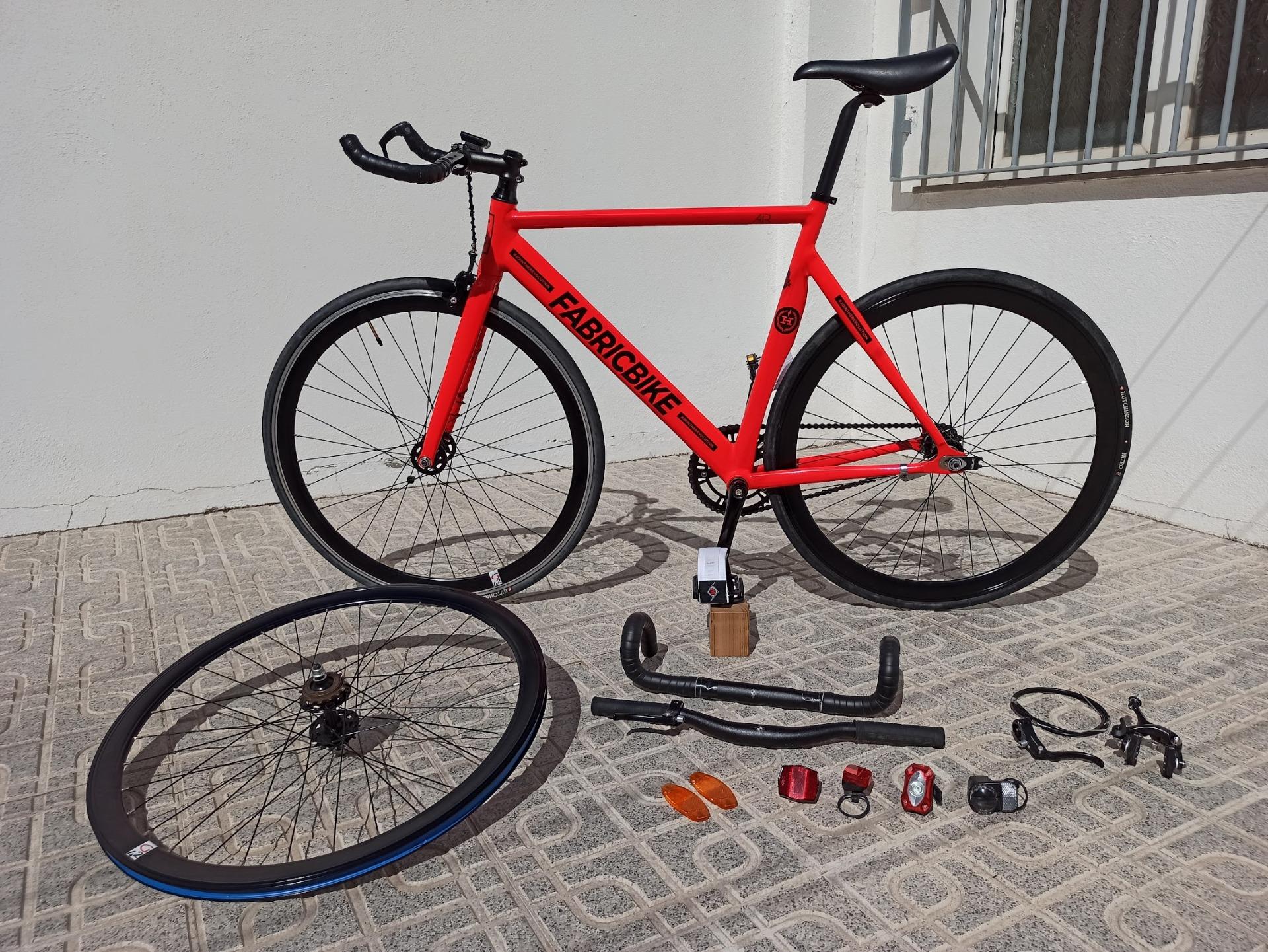 Foto de Bicleta de piñon fijo (Fixie) / freno contrapedal