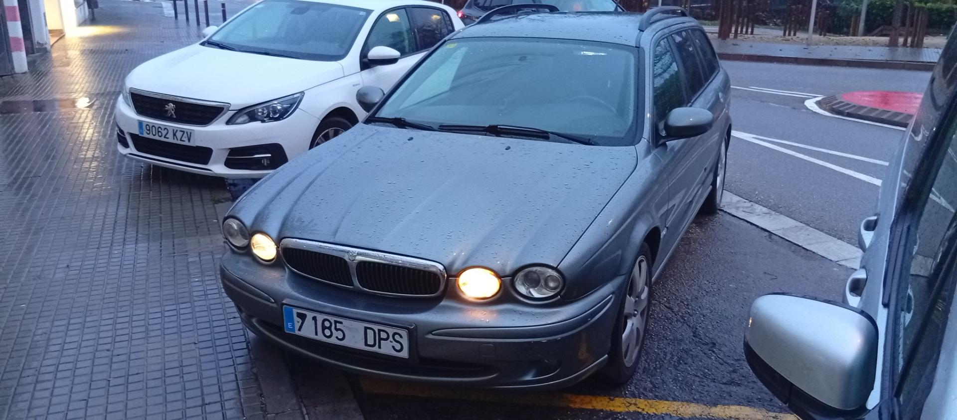 Foto 1 de Jaguar X-Type 2.2d familiar 235.000 km