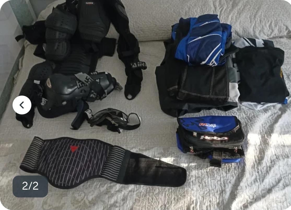 Foto de Cambio o vendo 2 equipaciones moto enduro. Talla M