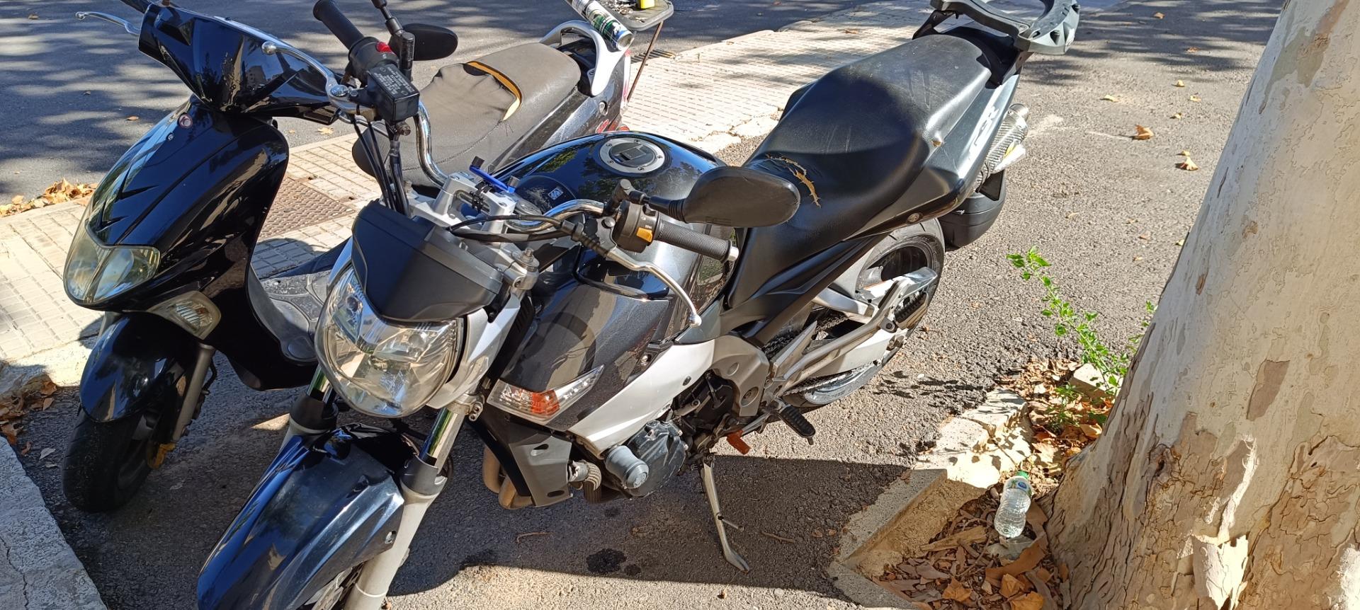 Foto 5 de Moto por coche 