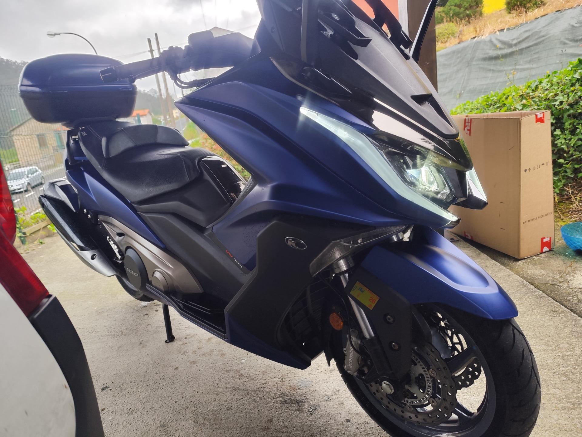 Foto de Kymco AK 550