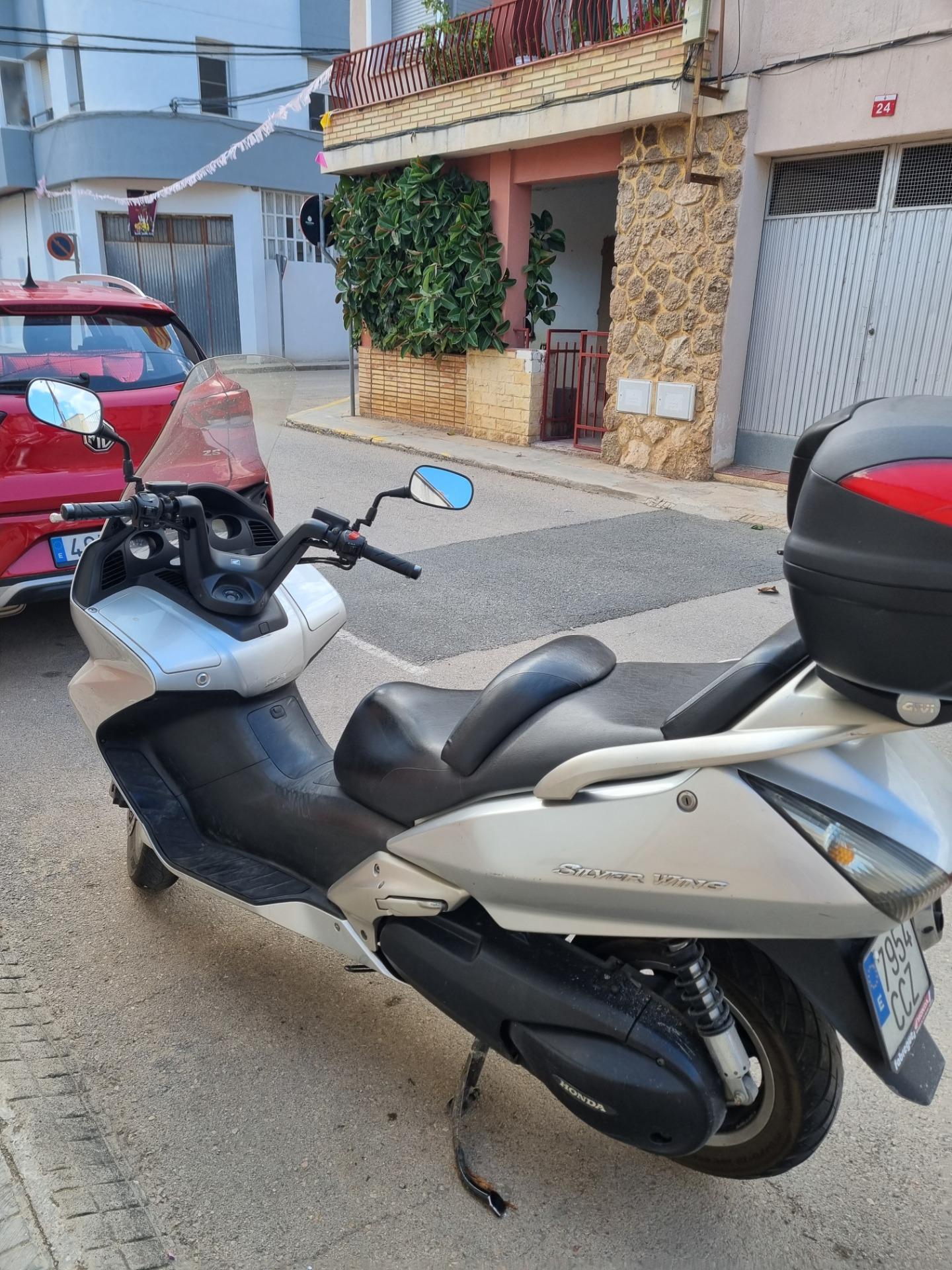 Foto 5 de Honda Silver Wing 600