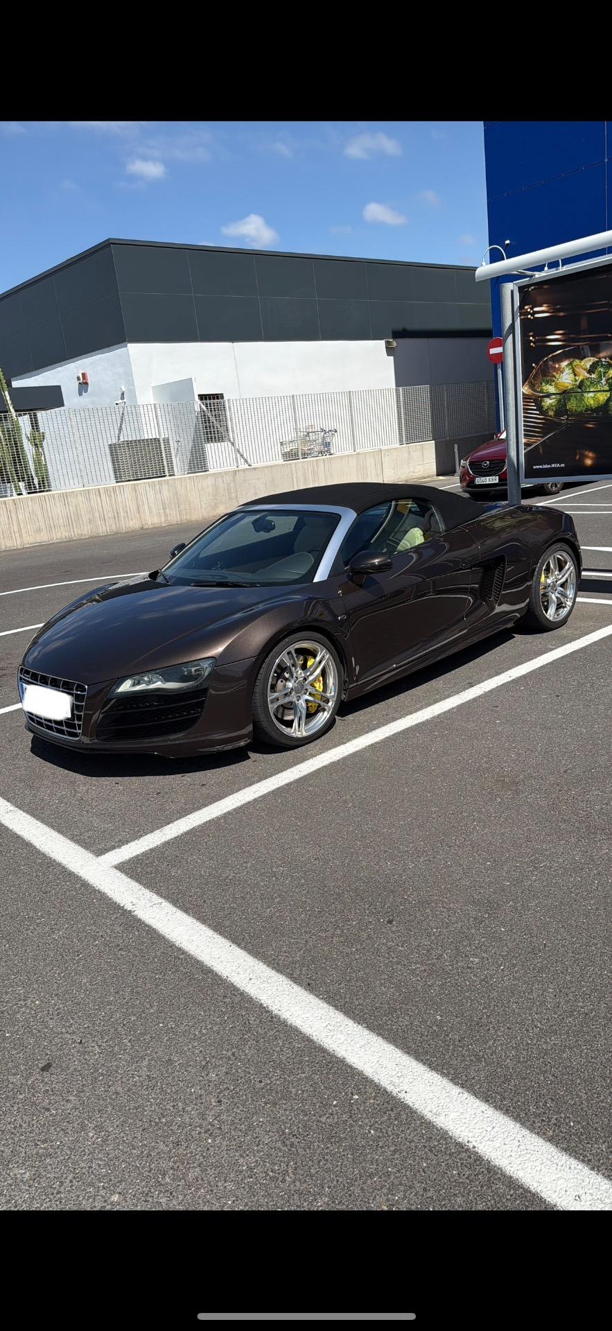 Foto 3 de AUDI R8 v10 Spyder