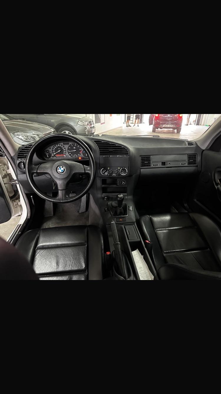 Foto 6 de BMW 318is 