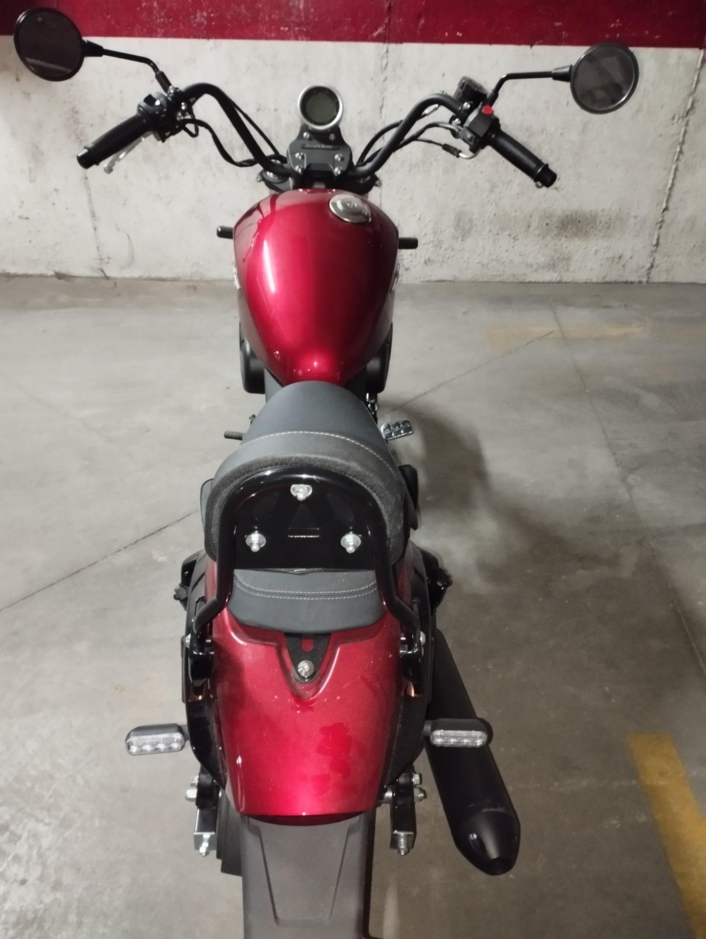 Foto 2 de Moto de 125 por otro modeló 