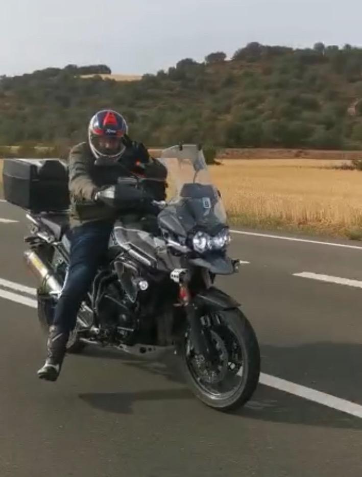 Foto 1 de Moto triumph tiger 1200 