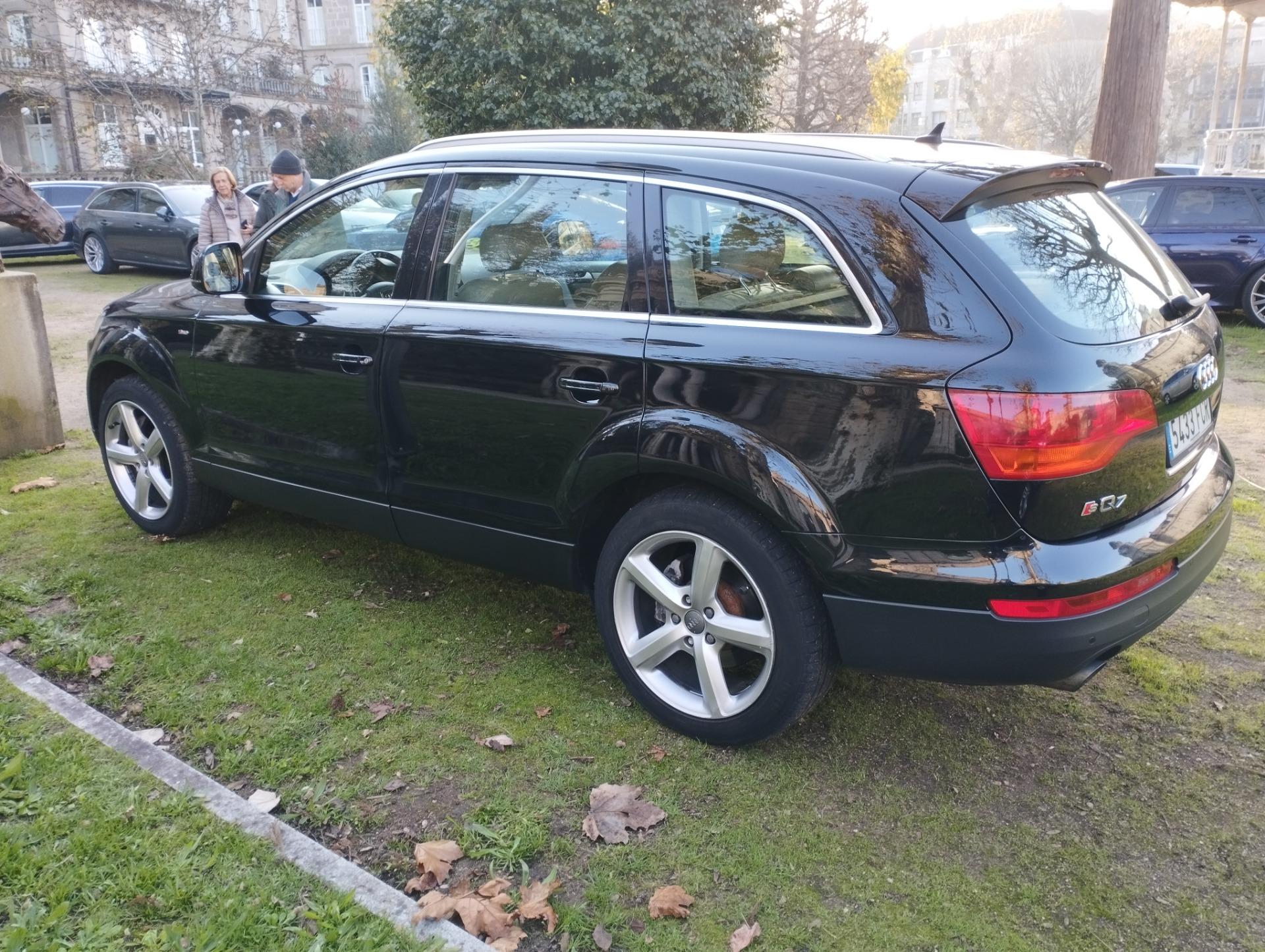 Foto 1 de Cambio AUDI Q7 SLINE COMPLETO 7 PLAZAS NACIONAL EN MUY BUEN ESTADO