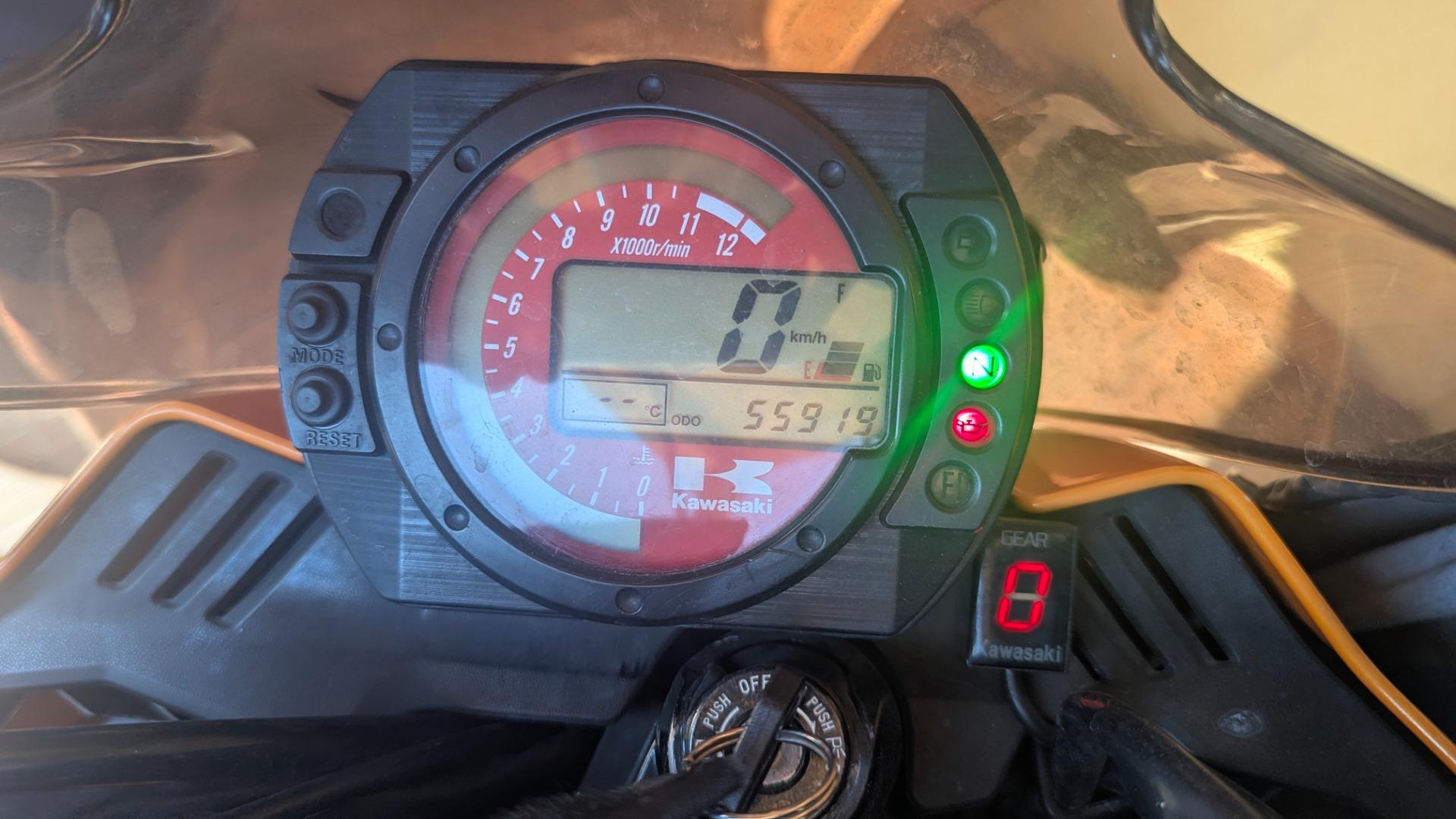 Foto 2 de Kawasaki Z1000 