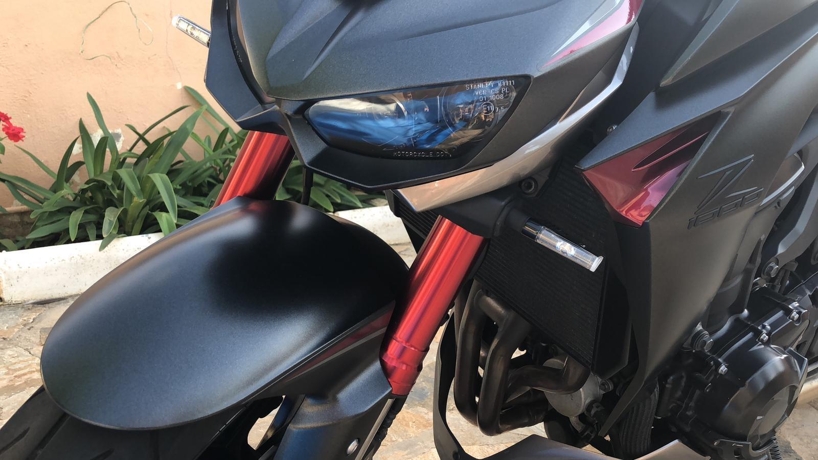 Foto 4 de Kawasaki z1000 edición sugomi