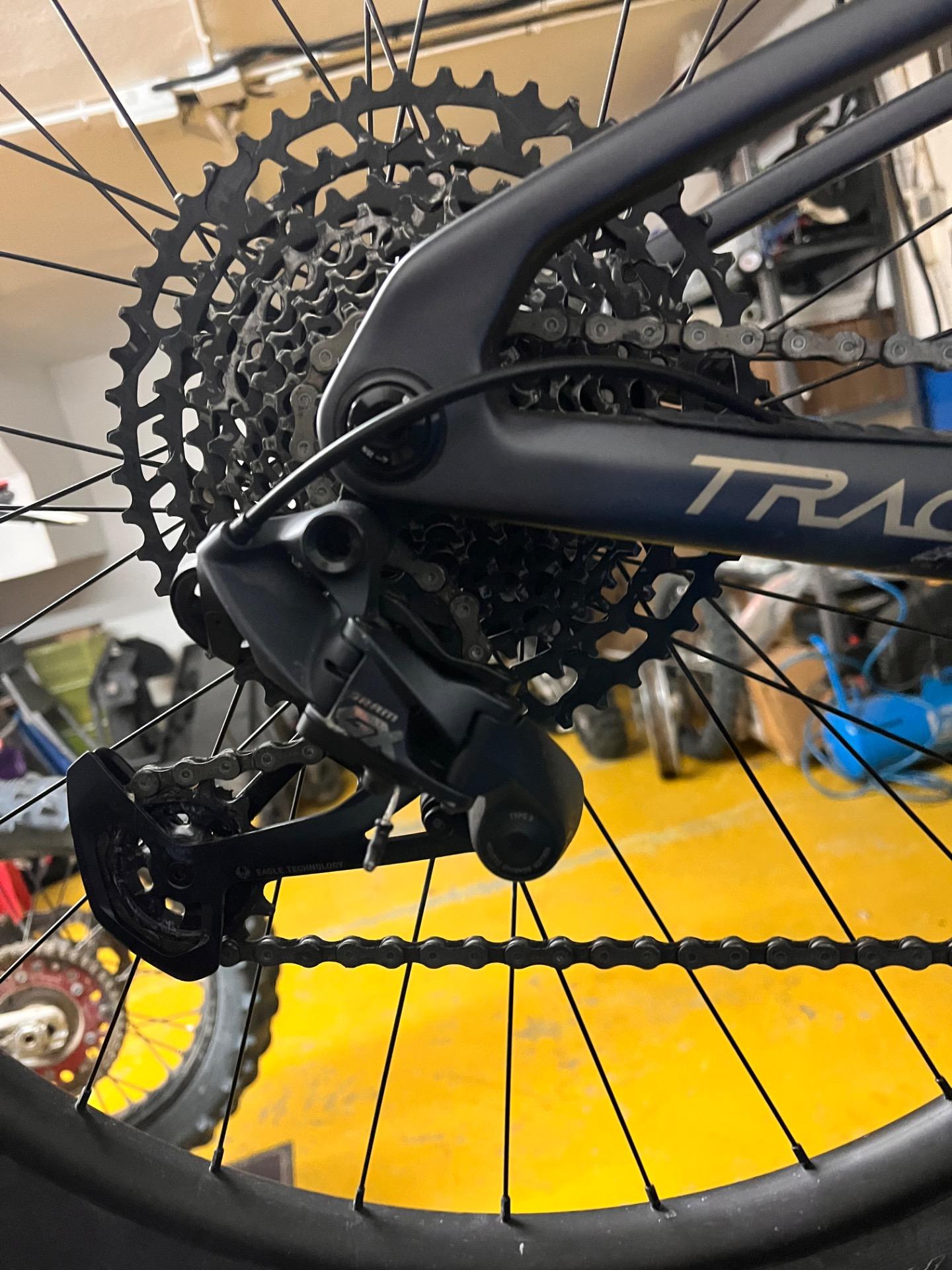 Foto 4 de Megamo track 10 2025