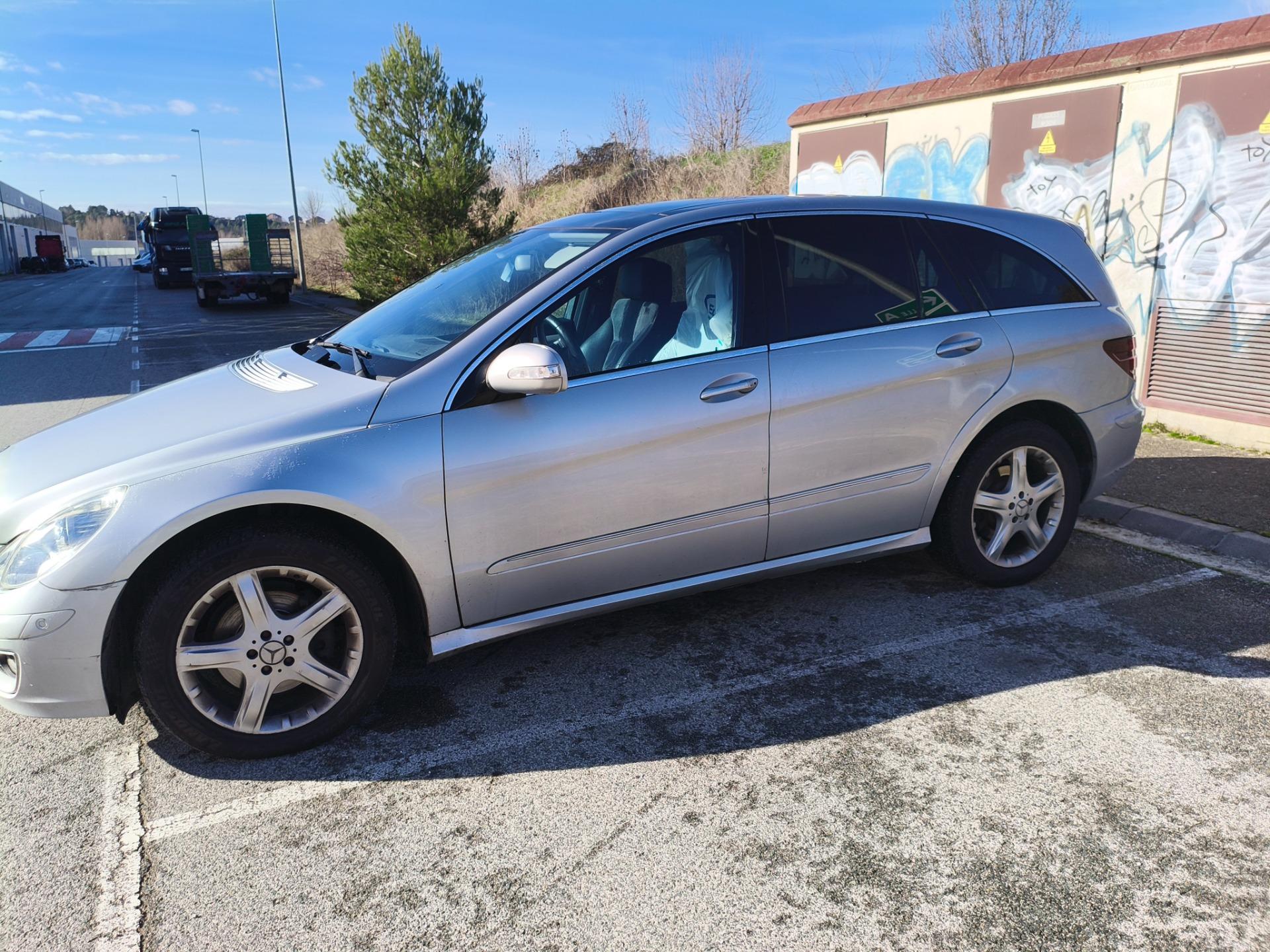 Foto 7 de Mercedes-Benz  Clase R R350 4Matic