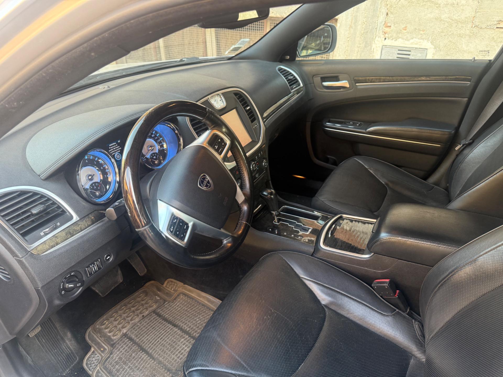 Foto 7 de Lancia Thema 