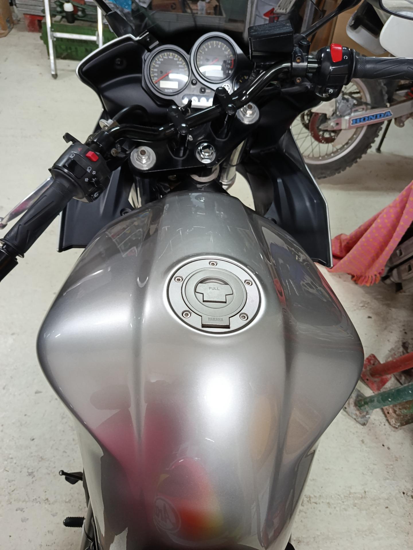 Foto 9 de Moto Yamaha fzs1000 fazer