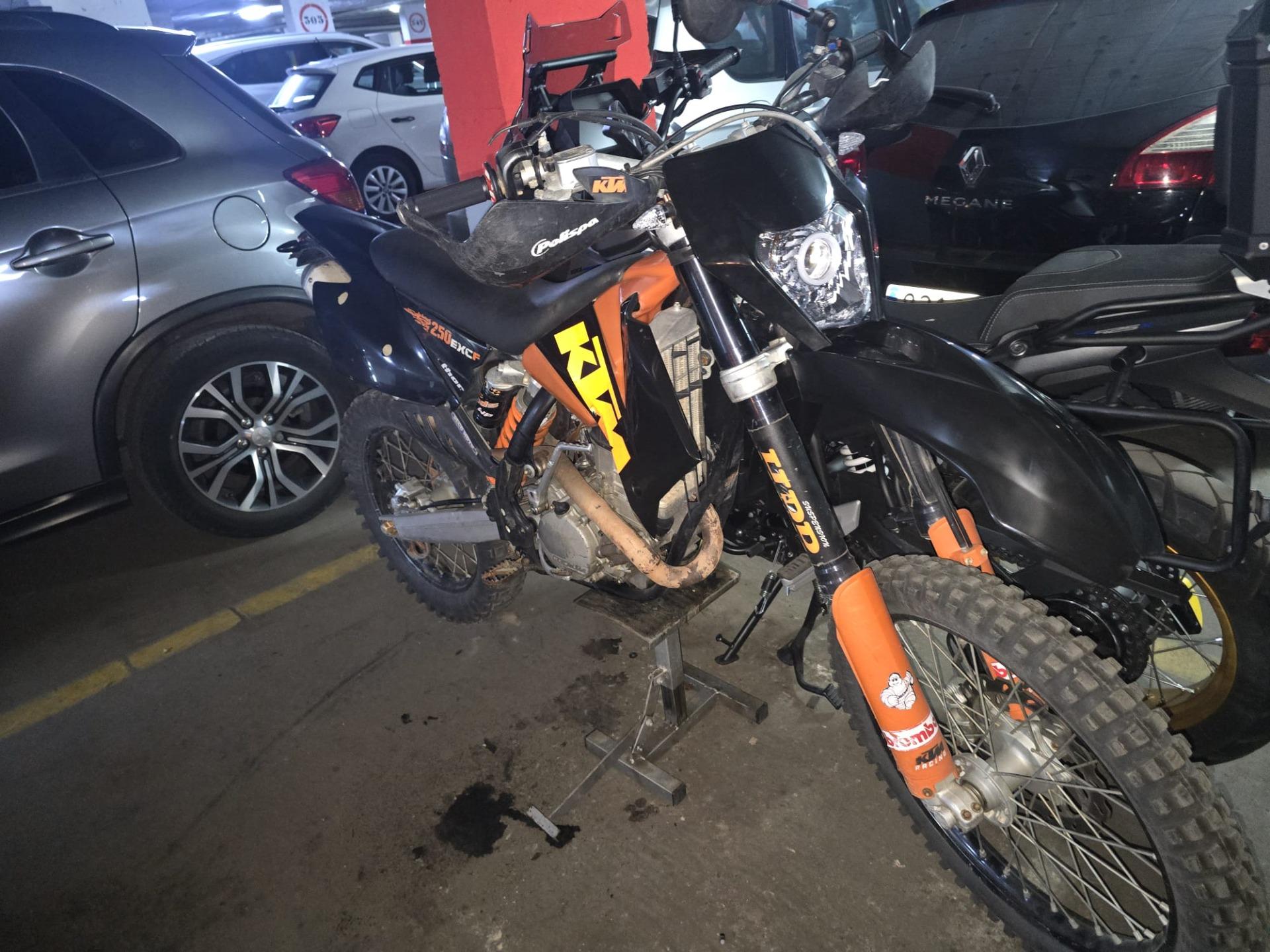Foto 2 de KTM EXC-F 250 del 2006